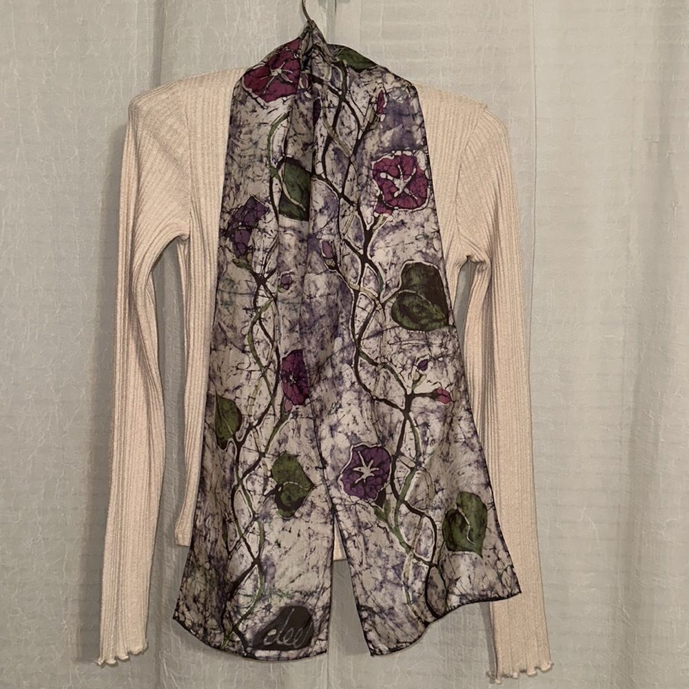 Clee Beautiful Watercolor Vines Floral White Gray Purple Pink Green Neck Scarf